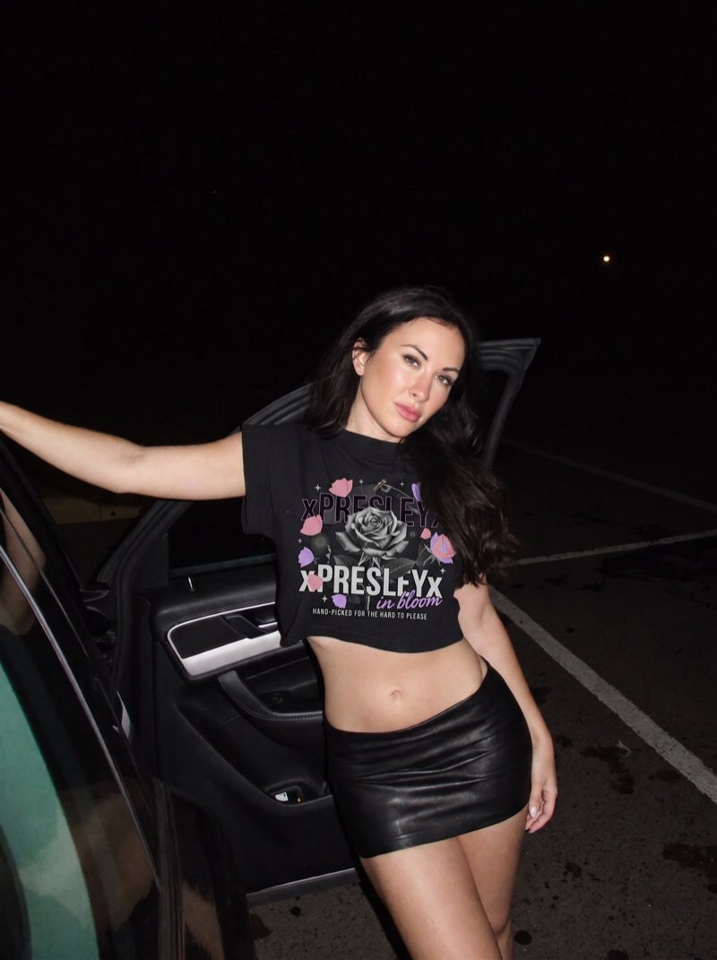 Pressed Rose Crest · car door by xPRESLEYx